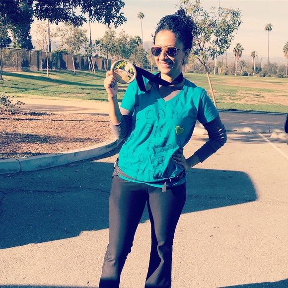 Meet the Posher - Picture 8 of 8